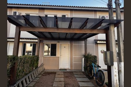 Casa de condomínio à venda com 72m², 2 quartos e 1 vaga Casa de condomínio à venda com 72m², 2 quartos e 1 vagaÁrea externa