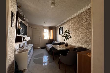 Casa de condomínio à venda com 72m², 2 quartos e 1 vaga Casa de condomínio à venda com 72m², 2 quartos e 1 vagaSala