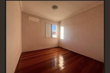 Casa de condomínio à venda com 72m², 2 quartos e 1 vaga Casa de condomínio à venda com 72m², 2 quartos e 1 vagaQuarto