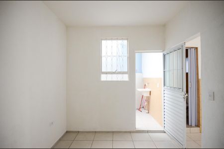 Casa para alugar com 2 quartos, 30m² em Vila Hebe, São Paulo