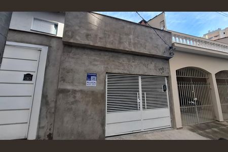 Fachada de casa para alugar com 1 quarto, 100m² em Centro, Santo André