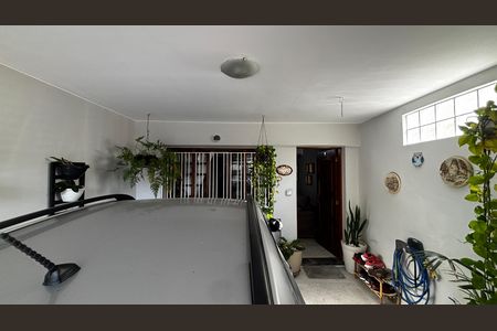Garagem de casa à venda com 2 quartos, 100m² em Campestre, Santo André