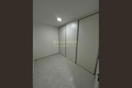 Apartamento à venda com 2 quartos, 44m² em Vila Isa, São Paulo