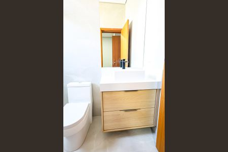 Banheiro da Suíte 2 de casa de condomínio para alugar com 4 quartos, 220m² em Jardins Di Roma, Indaiatuba