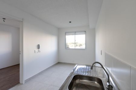 Sala de apartamento para alugar com 1 quarto, 28m² em Parque Industrial Tomas Edson, São Paulo