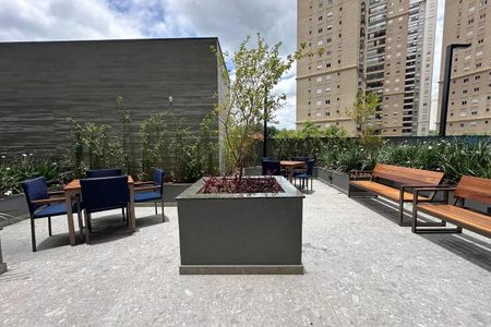 Área comum de apartamento para alugar com 2 quartos, 64m² em Alphaville Empresarial, Barueri