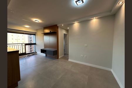 Sala de apartamento para alugar com 2 quartos, 64m² em Alphaville Empresarial, Barueri