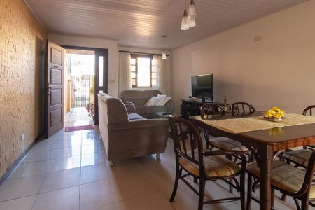 Sala de casa à venda com 4 quartos, 120m² em Capão Raso, Curitiba