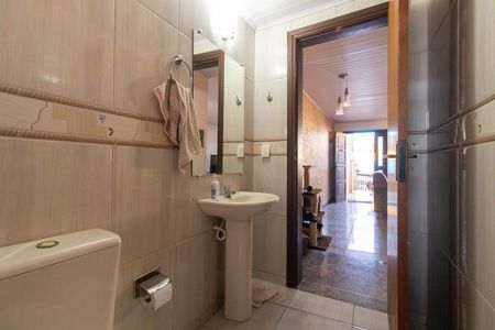Casa à venda com 120m², 4 quartos e 2 vagas Casa à venda com 120m², 4 quartos e 2 vagasBanheiro Social