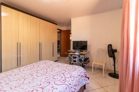 Casa à venda com 120m², 4 quartos e 2 vagas Casa à venda com 120m², 4 quartos e 2 vagasQuarto 3 - Suíte