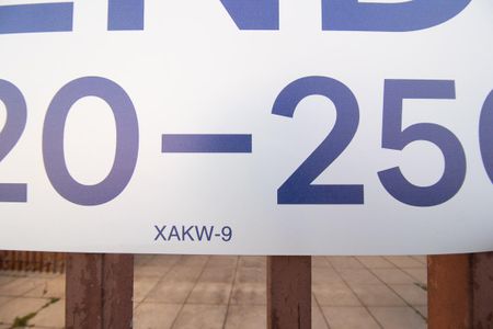 Casa à venda com 120m², 4 quartos e 2 vagas Casa à venda com 120m², 4 quartos e 2 vagasDetalhe