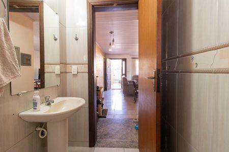 Casa à venda com 120m², 4 quartos e 2 vagas Casa à venda com 120m², 4 quartos e 2 vagasBanheiro Social