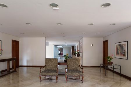 Apartamento à venda com 40m², 1 quarto e 1 vaga Apartamento à venda com 40m², 1 quarto e 1 vagaHall social