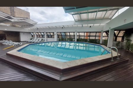 Apartamento à venda com 40m², 1 quarto e 1 vaga Apartamento à venda com 40m², 1 quarto e 1 vagaÁrea comum - Piscina