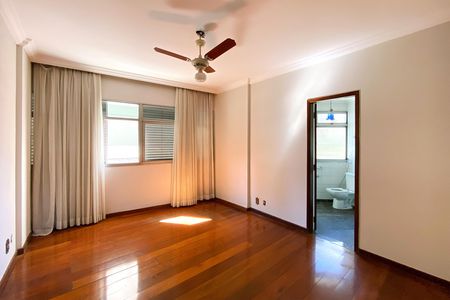Apartamento para alugar com 313m², 4 quartos e 3 vagasSuite 1