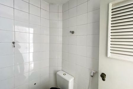 Apartamento para alugar com 313m², 4 quartos e 3 vagasBanheiro de serviço