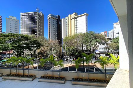 Vista Quarto 2 de apartamento para alugar com 4 quartos, 313m² em Santo Agostinho, Belo Horizonte