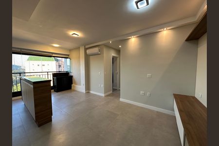 Apartamento para alugar com 2 quartos, 64m² em Alphaville Empresarial, Barueri