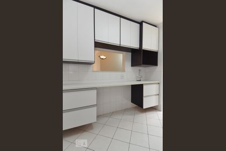 Cozinha de apartamento à venda com 2 quartos, 58m² em Jardim Flor da Montanha, Guarulhos