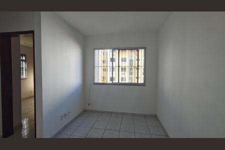 Sala de apartamento para alugar com 2 quartos, 48m² em Cosmos, Rio de Janeiro