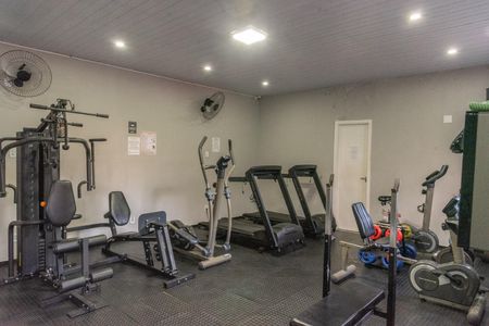 Apartamento para alugar com 48m², 2 quartos e 1 vaga Apartamento para alugar com 48m², 2 quartos e 1 vagaÁrea comum - Academia