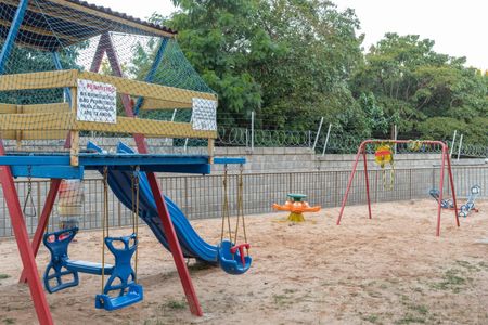 Apartamento para alugar com 48m², 2 quartos e 1 vaga Apartamento para alugar com 48m², 2 quartos e 1 vagaÁrea comum - Playground