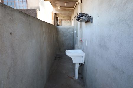 Casa para alugar com 1 quarto, 50m² em Interlagos, São Paulo