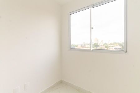 Quarto 1 de apartamento para alugar com 2 quartos, 32m² em Vila California, São Paulo