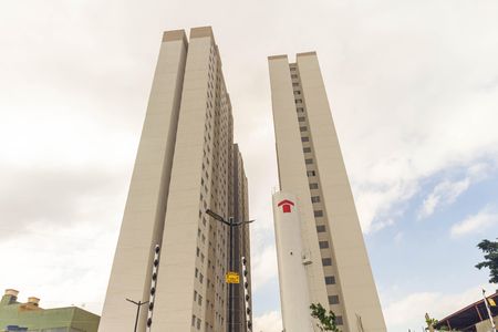 Fachada do Prédio de apartamento para alugar com 2 quartos, 32m² em Vila California, São Paulo