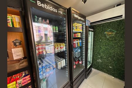 Área comum mercadinho de apartamento à venda com 2 quartos, 47m² em Jardim Sulacap, Rio de Janeiro