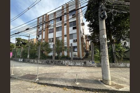 Apartamento à venda com 47m², 2 quartos e 1 vagaFachada + placa