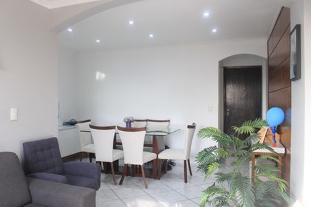Sala de apartamento para alugar com 3 quartos, 79m² em Fundação, São Caetano do Sul