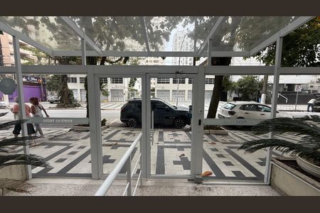 Fachada de apartamento para alugar com 3 quartos, 86m² em Centro, Guarujá