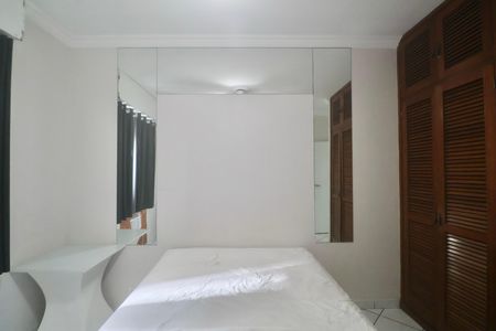 Apartamento para alugar com 86m², 3 quartos e 1 vaga Apartamento para alugar com 86m², 3 quartos e 1 vagaQuarto