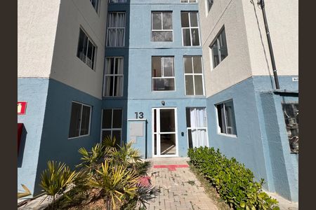 Fachada do bloco de apartamento para alugar com 2 quartos, 45m² em Caiapos, Contagem