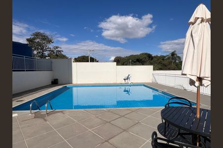 Área comum - Piscina de apartamento para alugar com 2 quartos, 45m² em Caiapos, Contagem