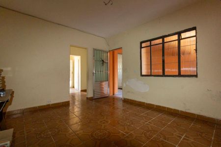 Casa para alugar com 89m², 2 quartos e sem vagaSala