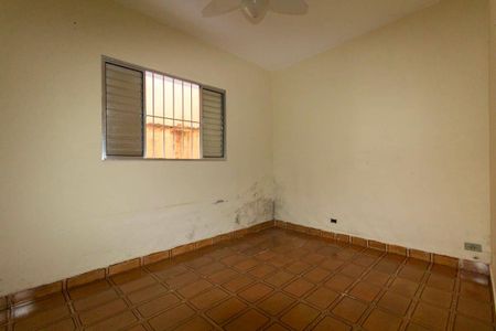 Quarto 1 de casa para alugar com 2 quartos, 89m² em Jardim Santa Teresinha, São Paulo