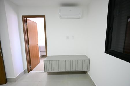 Apartamento para alugar com 2 quartos, 76m² em Setor Bueno, Goiânia