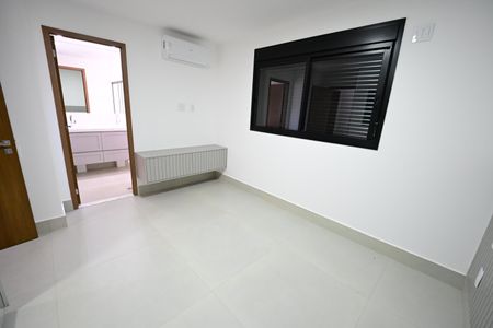 Apartamento para alugar com 2 quartos, 76m² em Setor Bueno, Goiânia