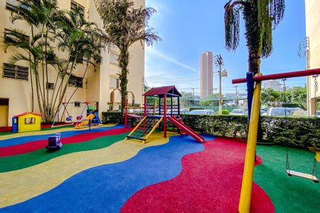 Apartamento para alugar com 63m², 3 quartos e 1 vagaÁrea comum - Playground