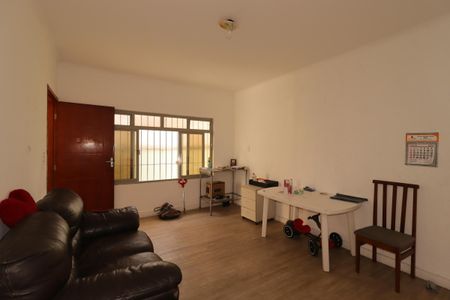 Sala de casa à venda com 4 quartos, 154m² em Vila Curuçá, Santo André