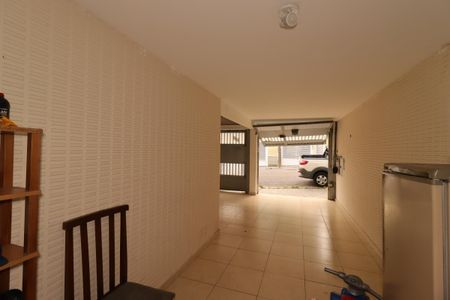 Garagem de casa à venda com 4 quartos, 154m² em Vila Curuçá, Santo André