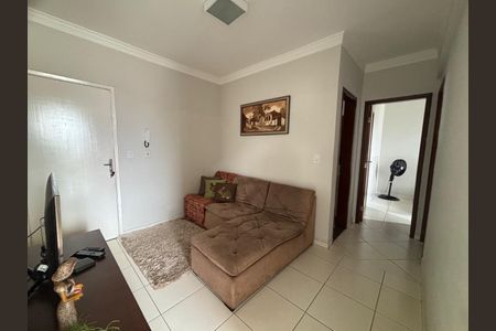 Apartamento para alugar com 2 quartos, 57m² em Santa Mônica, Uberlândia