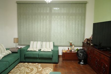 Casa à venda com 3 quartos, 165m² em Vila Esperança, São Paulo