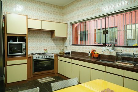 Cozinha de casa à venda com 3 quartos, 165m² em Vila Esperança, São Paulo