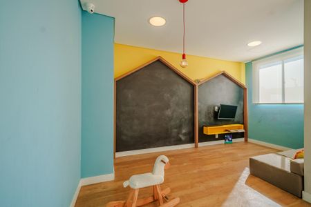 Apartamento à venda com 34m², 2 quartos e 1 vaga Apartamento à venda com 34m², 2 quartos e 1 vagaÁrea comum - Brinquedoteca