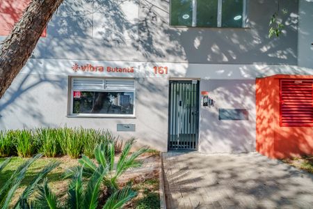 Apartamento à venda com 34m², 2 quartos e 1 vaga Apartamento à venda com 34m², 2 quartos e 1 vagaFachada e portaria