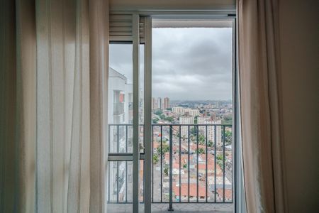 Apartamento à venda com 34m², 2 quartos e 1 vaga Apartamento à venda com 34m², 2 quartos e 1 vagaVaranda