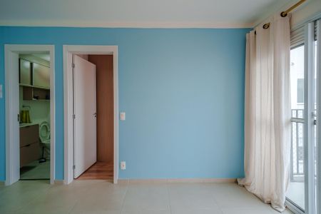 Apartamento à venda com 34m², 2 quartos e 1 vaga Apartamento à venda com 34m², 2 quartos e 1 vagaSala